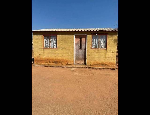 2 BEDROOM HOUSE FOR SALE IN MABOLOKA